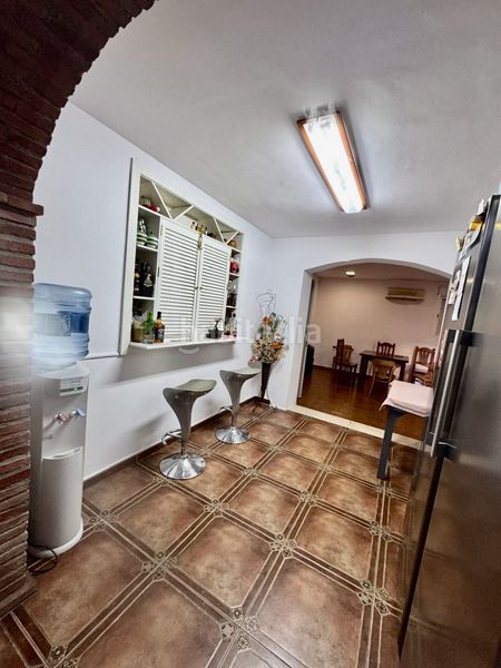 Foto 7ab59bb6-82d8-4b9f-83c5-46ae01573433. Casa adossada amb aparcament a Mairena del Alcor