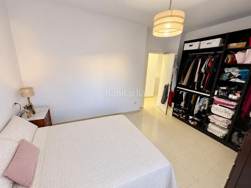 Foto e200fa0c-9fde-410d-bddf-0242e69c4b09. Casa adossada amb aparcament a Mairena del Alcor
