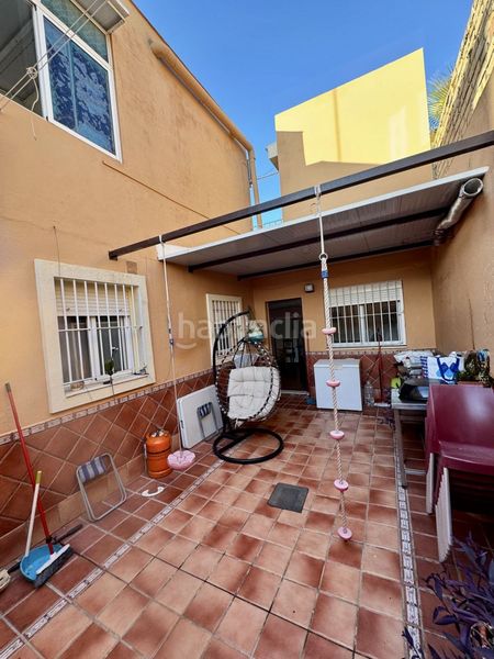 Foto ed88a209-a1f2-44ee-9cd0-acb1a0e8defb. Casa adossada amb aparcament a Mairena del Alcor