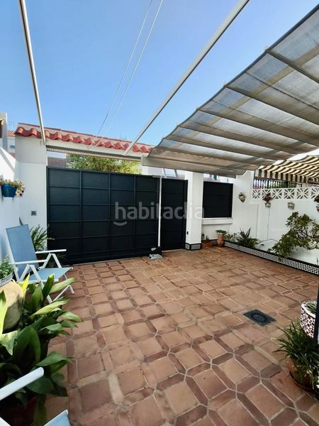 Foto 41a578f8-476d-49a6-b1e0-ab0f2fc87cd7. Casa con piscina in Las Almenas Tomares