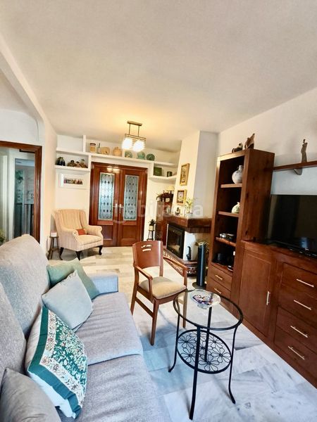 Foto 9587416c-9e02-4247-a91d-5220174497ef. Casa con piscina in Las Almenas Tomares