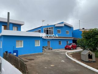 Haus  C. suprema 1, la laguna. Casa amplia a reformar con garaje y gran potencial en la laguna!