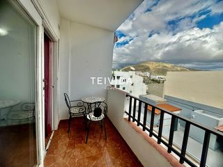 Miete Etagenwohnung  Avenida juan carlos i. Increible piso en los cristianos!