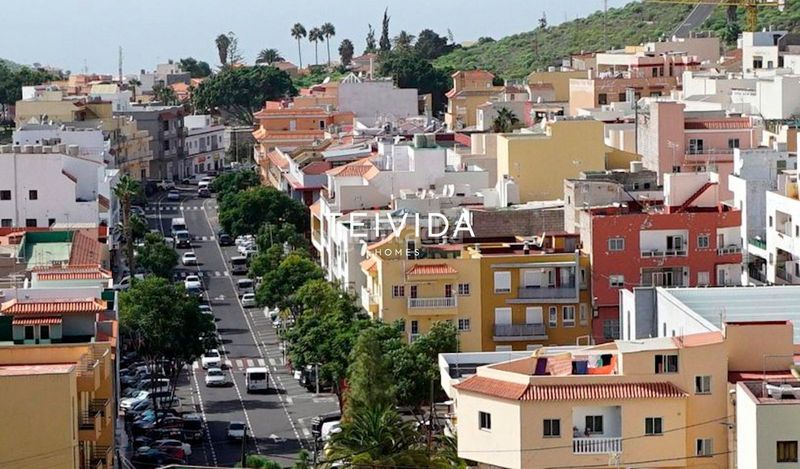 Foto 4bca0351-e8a0-4ada-873e-1ae5682328f7. Piso  reformado con garaje y trastero en edificio con ascensor en Valle San Lorenzo! en Arona