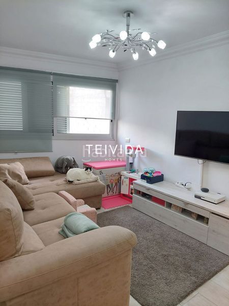 Foto ddaf9d8e-f579-4c9e-ab41-0865790edf28. Piso  reformado con garaje y trastero en edificio con ascensor en Valle San Lorenzo! en Arona