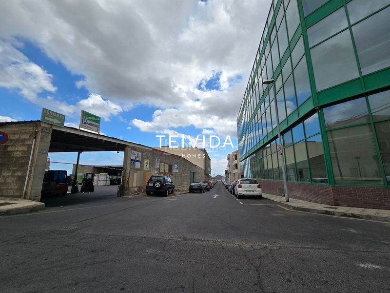 Foto 4f695e6c-6446-4e07-8881-50faab71d48d. Casa adossada amb aparcament piscina a Guaza Arona