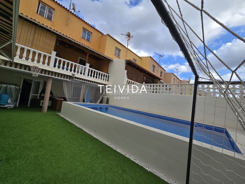 Foto e71d0a9f-d872-4e20-b2aa-9fa3dc887443. Casa adossada amb aparcament piscina a Guaza Arona