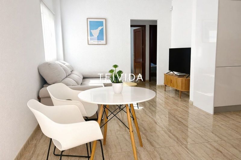 Foto 23ae38e6-db82-4616-a8c4-f303f1da0b57. Pis amb aparcament piscina a Palm - Mar Arona