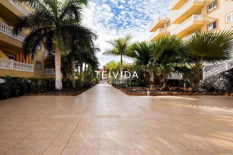 Foto 263dac74-dbd7-424f-b49b-4642d11f29f5. Pis amb aparcament piscina a Palm - Mar Arona