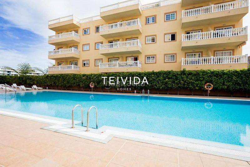 Foto 29253872-f291-40f8-a587-700ca275f6e9. Pis amb aparcament piscina a Palm - Mar Arona