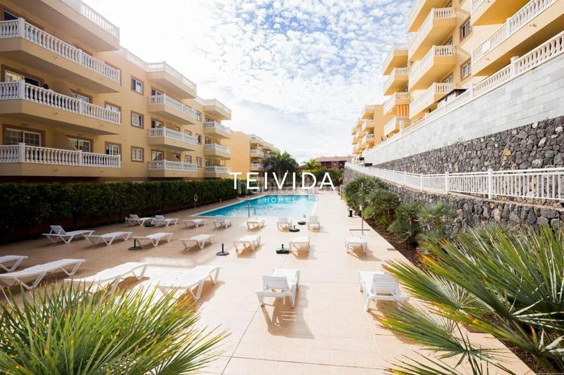 Foto 56e053d0-83c0-4960-af32-c546c86adf3e. Pis amb aparcament piscina a Palm - Mar Arona