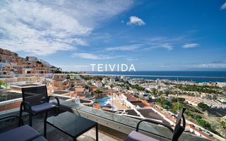 Casa a schiera  Avenida europa. Adosado reformado con terrazas, jacuzzi y vistas al mar en san e