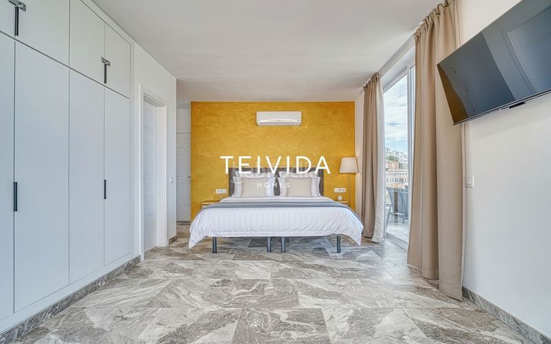 Foto 5d2af754-fb97-49a6-aff7-3fc533aadbf9. Casa adossada amb aparcament a San Eugenio Alto Adeje