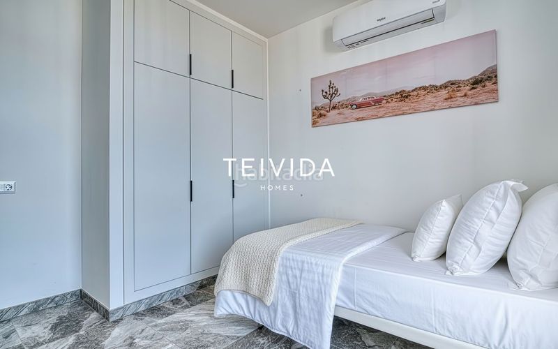 Foto 72cc9b03-ed94-4c3b-9443-75cebe915852. Casa adossada amb aparcament a San Eugenio Alto Adeje