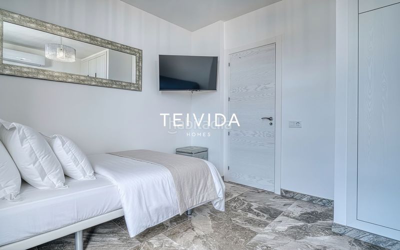 Foto d868b31a-46a4-492c-aefe-f465af15def9. Casa adossada amb aparcament a San Eugenio Alto Adeje