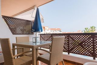 Lloguer Pis  Avenida josé miguel galván bello. Piso en alquiler con terraza y piscina climatizada en golf del s
