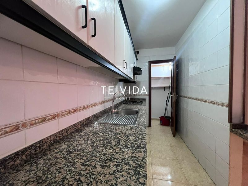 Foto 9a8b9f6f-a391-492b-9a65-1ca69f3c952a. Pis amb aparcament a Las Galletas Arona