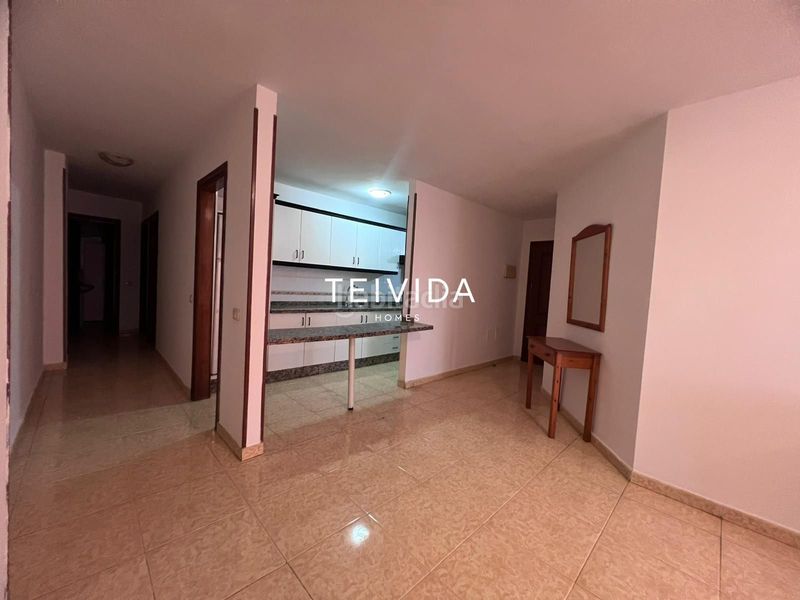 Foto d2503b94-a2f0-490e-ab37-34fae60be0a6. Pis amb aparcament a Las Galletas Arona