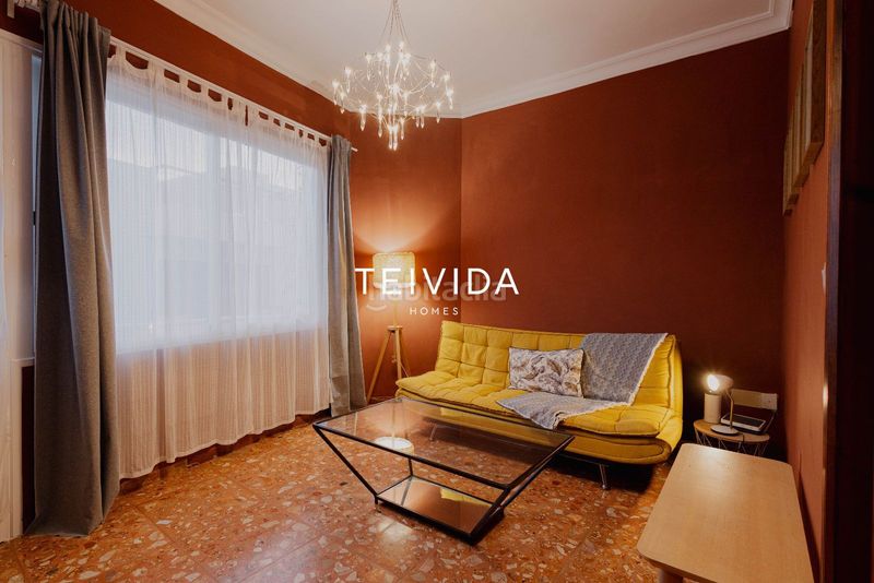 Foto d0722c2c-eea0-449f-b931-e93e111f0a4d. Edifici a Guía de Isora interior Guía de Isora