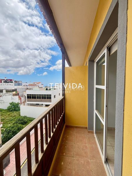 Foto d8535d4f-0355-4d9e-a8d2-b87915fada36. Pis amb aparcament a Valle San Lorenzo Arona