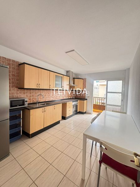 Foto eec21f46-59b1-4b42-907a-55b541bcbd89. Pis amb aparcament a Valle San Lorenzo Arona