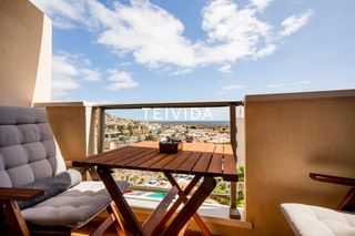Pis  Calle jilguero. Piso con terraza, piscina en residencial en el palmmar!
