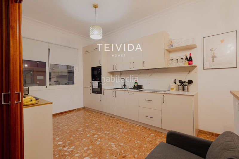 Foto 01a9ed9f-2e9a-4a93-952c-543b39527628. Edifici a Guía de Isora interior Guía de Isora