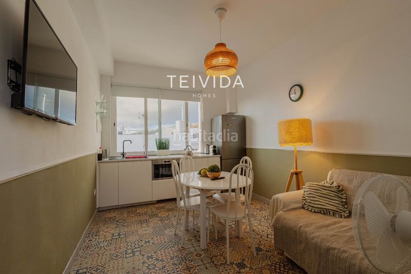 Foto f4d966c8-59df-45ae-a751-871c65f7a656. Edifici a Guía de Isora interior Guía de Isora