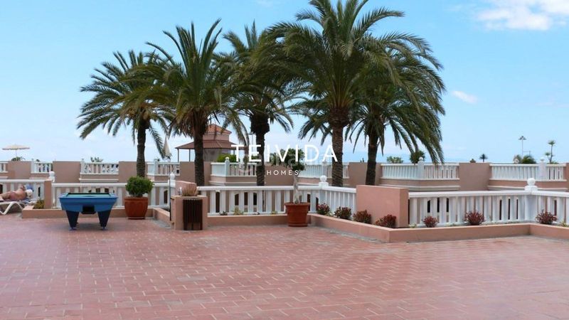 Foto ed9e3928-13db-4528-86c1-5d070f5f42ad. Lloguer pis amb piscina a Playa del Duque Adeje