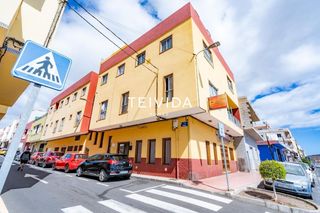 Edifici  Tf-652, 34. Edificio en esquina con 16 viviendas reformadas y rentabilidad c