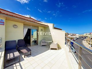 Location Attique  Avenida josé miguel galván bello. Ático con terraza y vistas al mar con garaje incluido en el méda