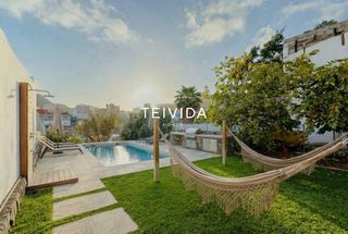 Chalet  Calle igara. Villa con gran parcela, garaje y alto potencial de reforma en ca