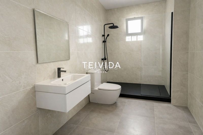 Foto 7e9b326a-b294-41a2-8300-9cddd97e1360. Xalet a Cabo Blanco Arona