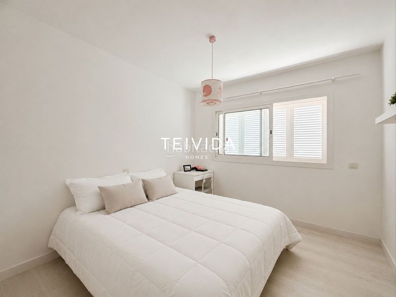 Foto dce9af3d-dd97-40d4-9156-2b4d3bc36237. Location maison avec parking piscine dans Centro Orotava (La)