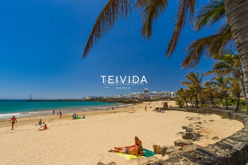 Foto e8a724e9-d042-4cc2-adfb-c5b1d1eb49c8. Casa adossada a costa Teguise Teguise