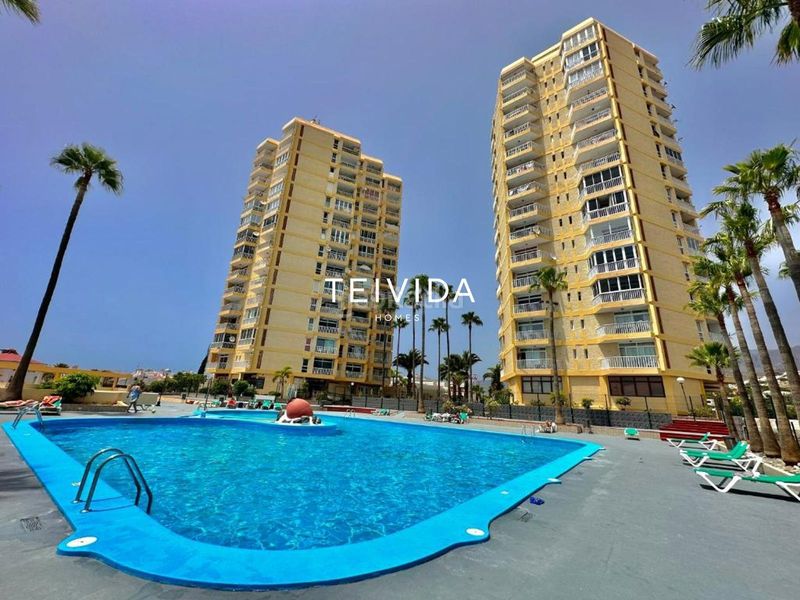 Foto 01c974ac-9f8f-4172-983b-0023a368d27d. Pis amb piscina a Playa de las Américas Arona