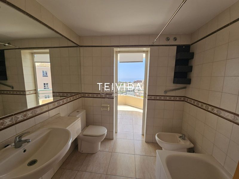 Foto 7ca07b1f-5a91-4990-882f-f435fdad9540. Lloguer pis amb aparcament piscina a San Eugenio Bajo Adeje