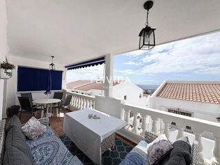 Appartamento  Avenida san francisco. Piso de 2 dormitorios con vistas al mar y terraza privada en los