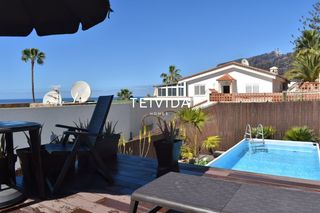 Location Maison jumelée  Calle las adelfas. Villa adosada en alquiler con piscina privada y terraza en los g