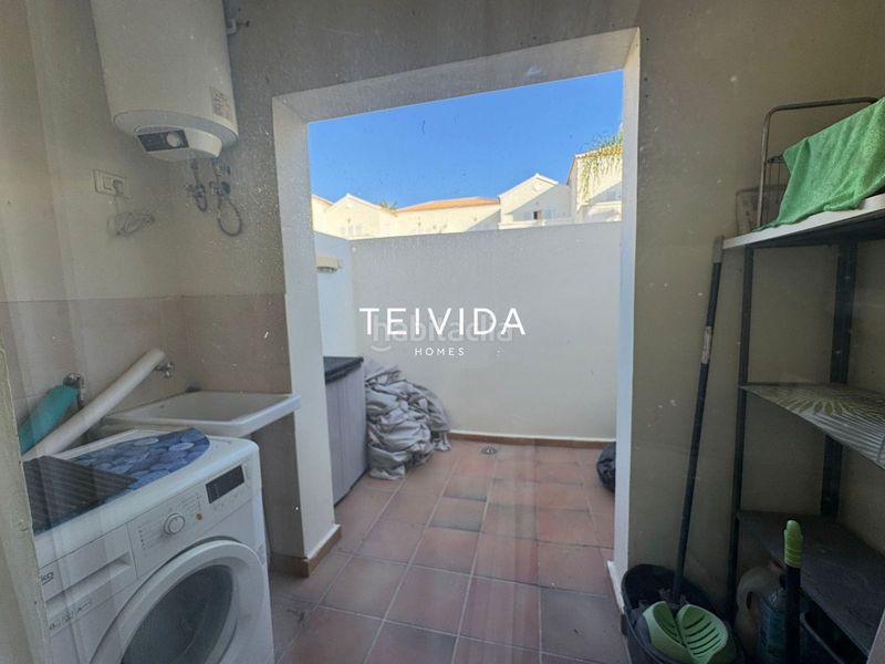 Foto 23c0ba54-d6d1-4d4a-b204-34af2518284a. Lloguer pis amb aparcament piscina a Los Cristianos Arona