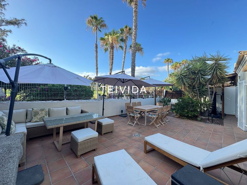 Foto a7319445-cf9f-4dd6-a22e-0b25fdaee918. Lloguer pis amb aparcament piscina a Los Cristianos Arona