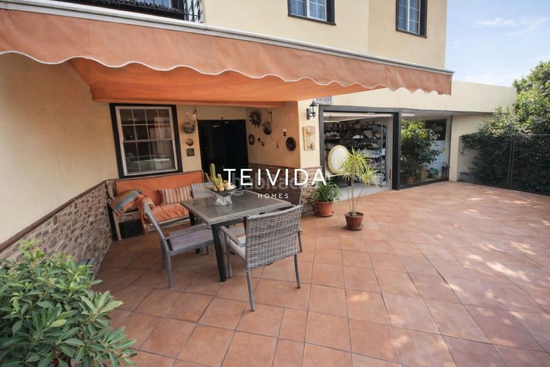 Foto e26b1c33-ea90-4a45-abdb-2c7a352a7f63. Casa amb aparcament a Las Rosas Arona