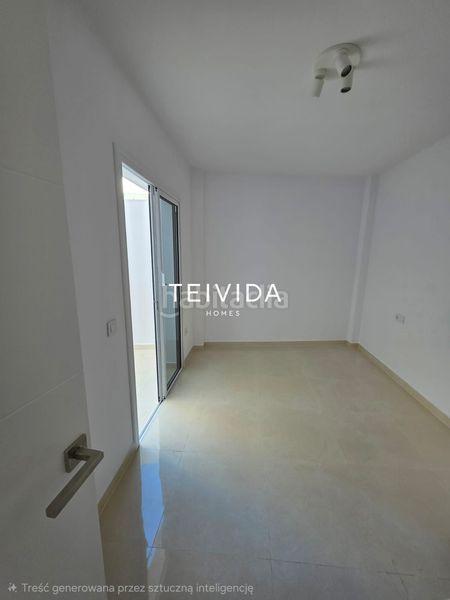 Foto e70caf37-bd39-40e5-ae25-6438973b1374. Pis a Casco Urbano Adeje