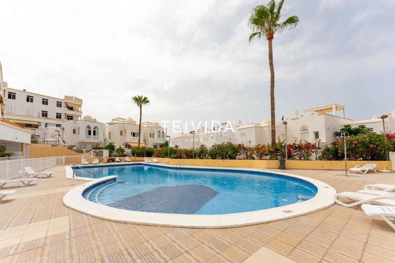 Foto 67642bbd-f50f-4e66-a259-e0421099d22e. Rent flat with pool in Callao Salvaje - Playa Paraíso Adeje