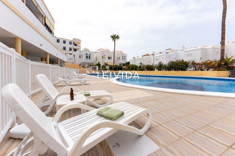 Foto bff1fa35-0219-4bf1-9d42-7ad45617fc72. Rent flat with pool in Callao Salvaje - Playa Paraíso Adeje