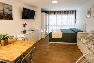 Etagenwohnung  Calle la hoya. Estudio reformado de dise�o a 100 metros del mar en puerto de la