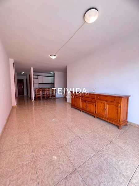 Foto d250ddfe-b304-4bbf-b45d-256a7d388903. Pis amb aparcament a Las Galletas Arona