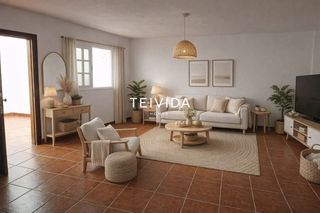 Piso  Finca espa�a. Piso reformado con azotea privada y terraza en la laguna!