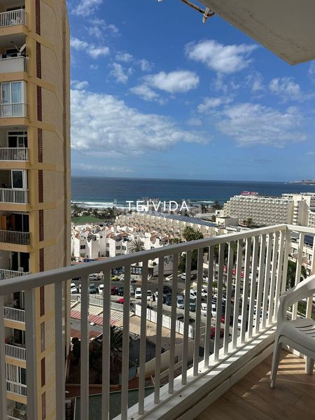 Foto 51d391f7-d1e2-41c3-b8fd-a80c8b51d518. Etagenwohnung mit pool in Playa de las Américas Arona