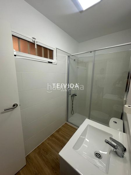 Foto 8eecb798-a0e0-4cb0-923b-94b3f2e38c79. Etagenwohnung mit pool in Playa de las Américas Arona